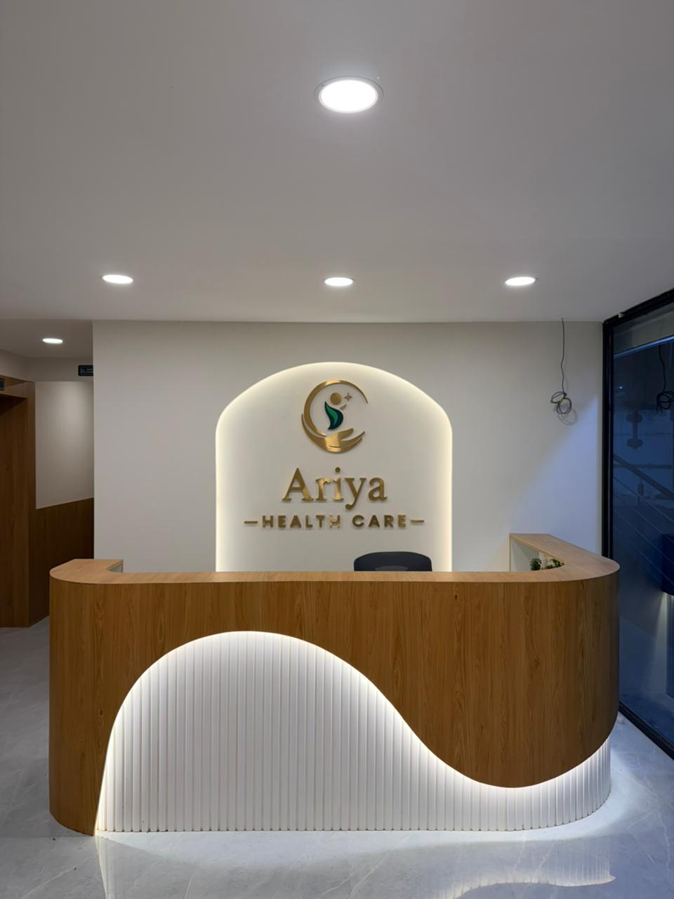Ariya Health Clinic – compassionate healthcare symbolised by hands holding a green leaf